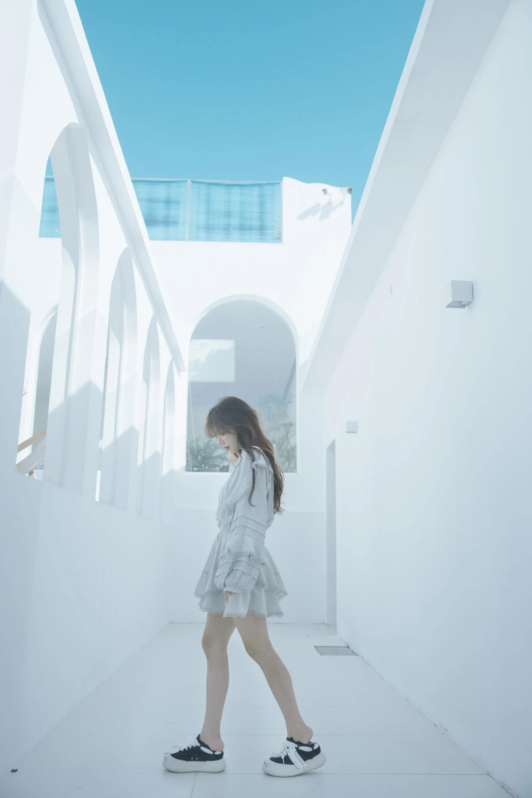 [YITUYU艺图语]2022.09.10 北欧极简风格民宿写真 姝雯同学 [38P]插图4
